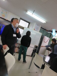 半田さん考え中