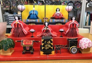 雛飾り②（600）