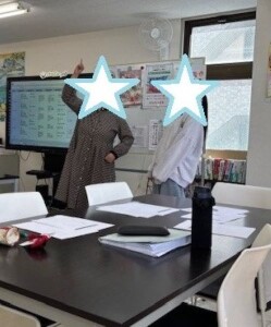 オードリー(600）